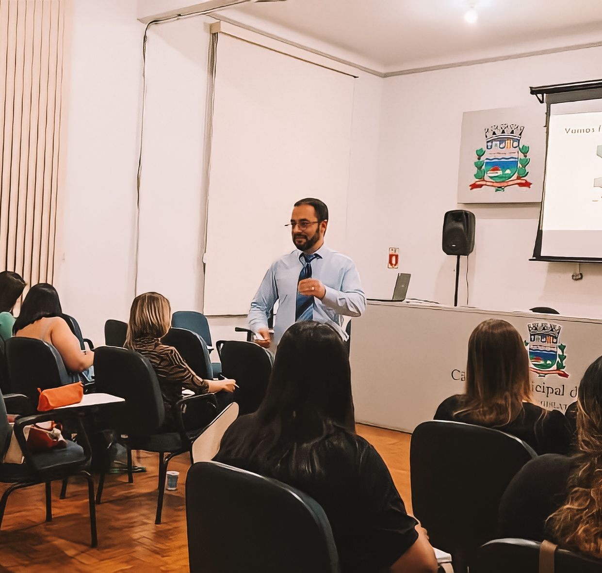 A Escola do Legislativo "Thiago Ferraz de Siqueira" realiza curso de Direitos Humanos