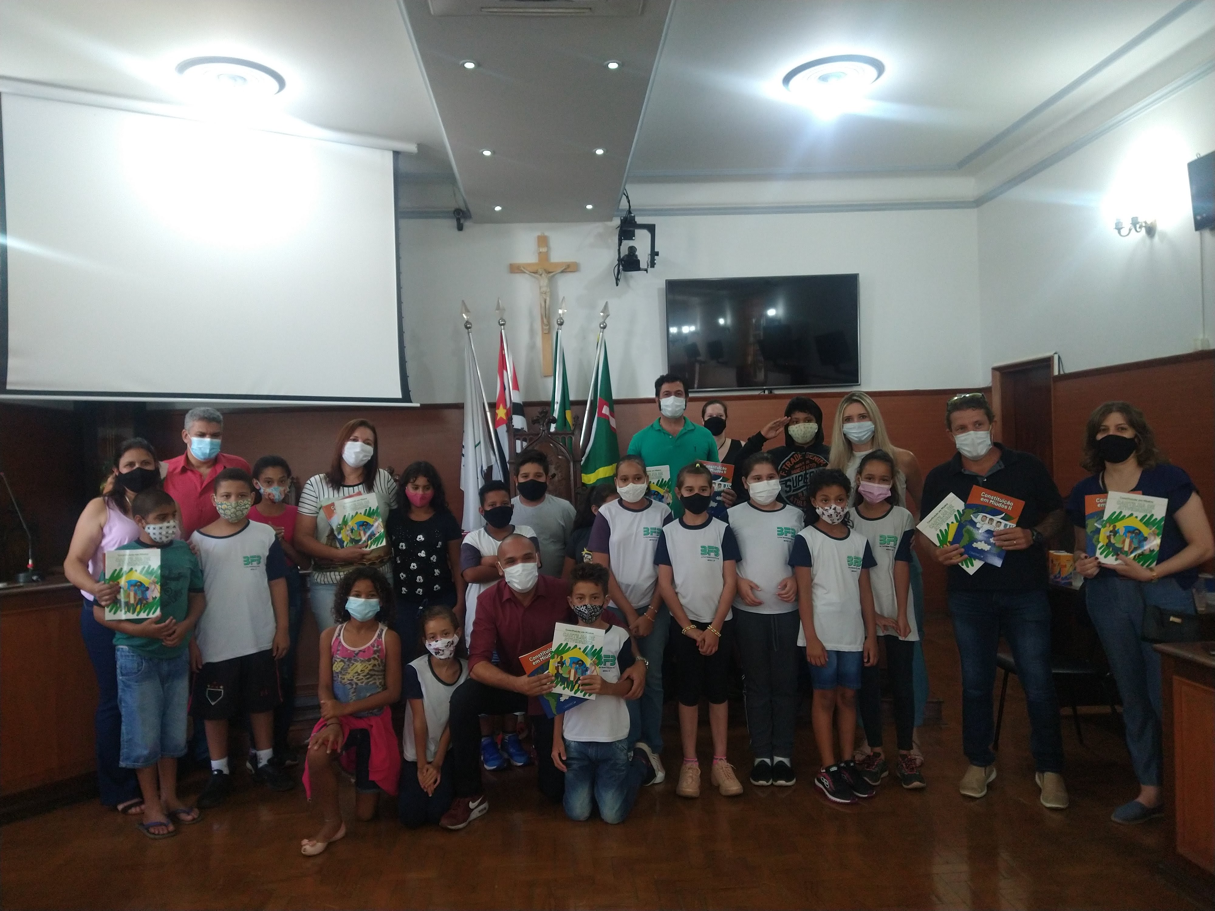 Câmara Municipal recebeu visita de alunos